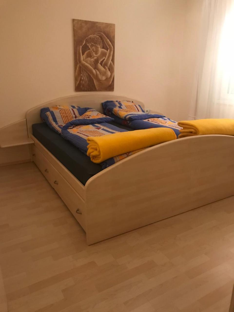 Apartmani Stojanovic Sremska Kamenica Экстерьер фото